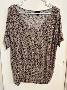 Mossimo Supply Co. Pink and Black V-Neck Dolman Top